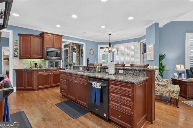 408 Parkbrook Way, Canton, GA 30114