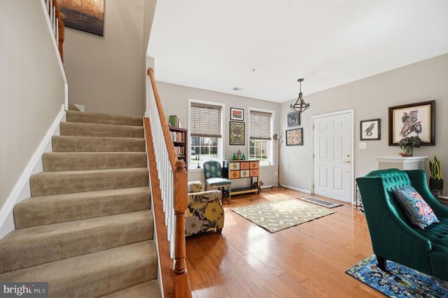 19416 COPPERMINE SQ, Leesburg, VA 20176