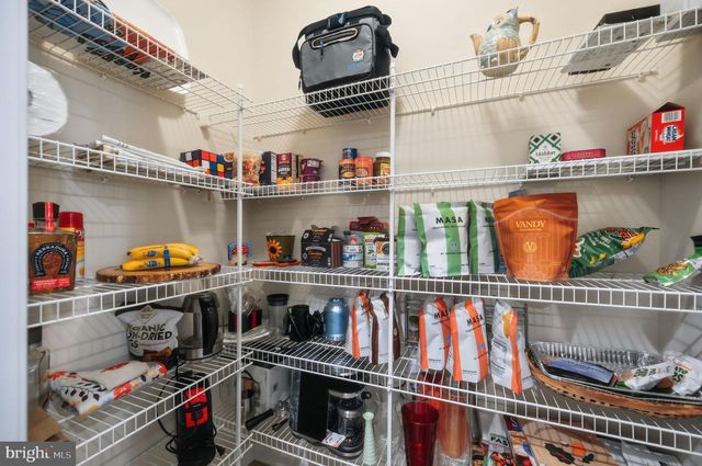 19416 COPPERMINE SQ, Leesburg, VA 20176