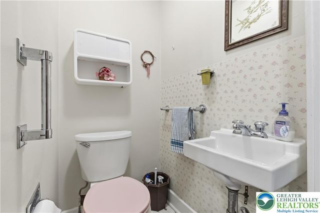 731 6th Avenue, Bethlehem City, PA 18018