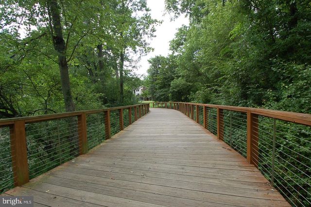 5667 VANTAGE POINT RD, Columbia, MD 21044