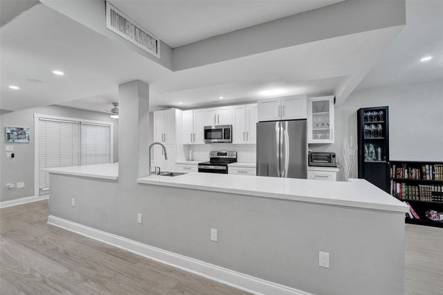 3301 Raleigh Street 4B, Hollywood, FL 33021