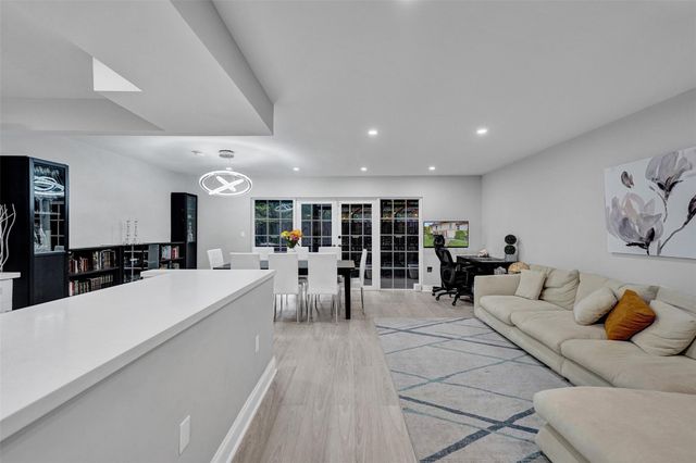 3301 Raleigh Street 4B, Hollywood, FL 33021