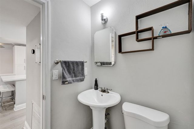 3301 Raleigh Street 4B, Hollywood, FL 33021