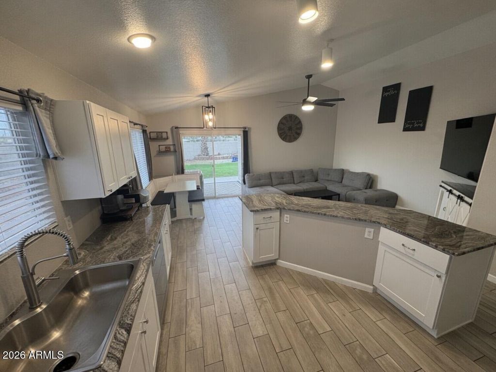 18654 N 78th Drive N, Glendale, AZ 85308 — photo 5