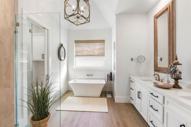 9305 Bellechase Road, Granbury, TX 76049