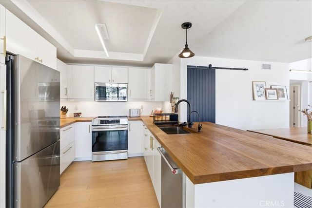 24836 Woodside, Lake Forest, CA 92630