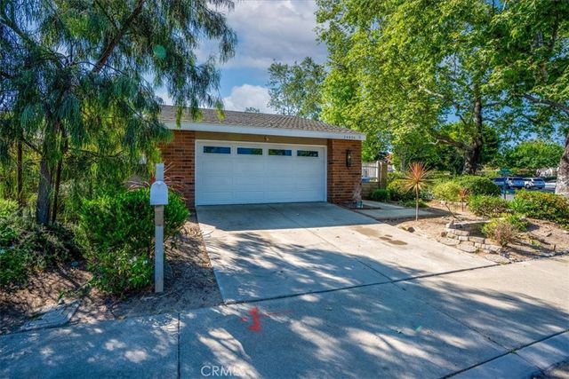 24836 Woodside, Lake Forest, CA 92630