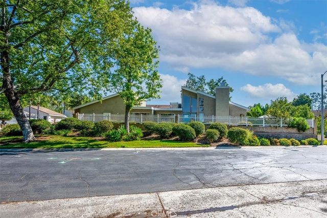 24836 Woodside, Lake Forest, CA 92630