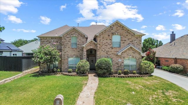2812 Saint Maria Drive, Mansfield, TX 76063