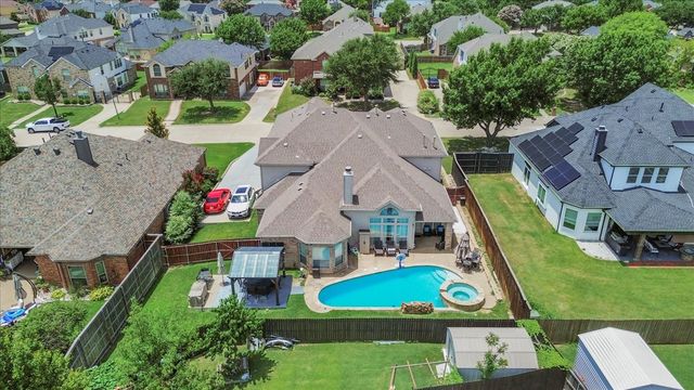 2812 Saint Maria Drive, Mansfield, TX 76063