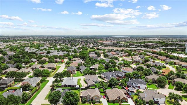 2812 Saint Maria Drive, Mansfield, TX 76063