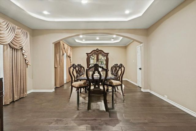 2812 Saint Maria Drive, Mansfield, TX 76063