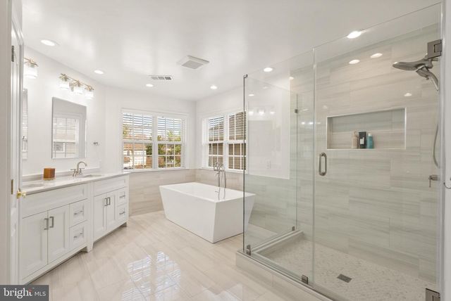 47783 MACGILL CT, Sterling, VA 20165