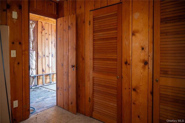 9 Deer Trail S, Greenwood Lake, NY 10925