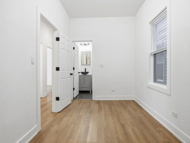 4162 S Wells Street, Chicago, IL 60609