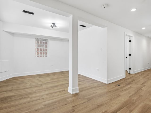 4162 S Wells Street, Chicago, IL 60609