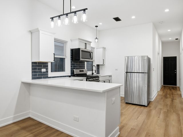 4162 S Wells Street, Chicago, IL 60609