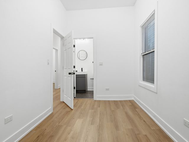 4162 S Wells Street, Chicago, IL 60609