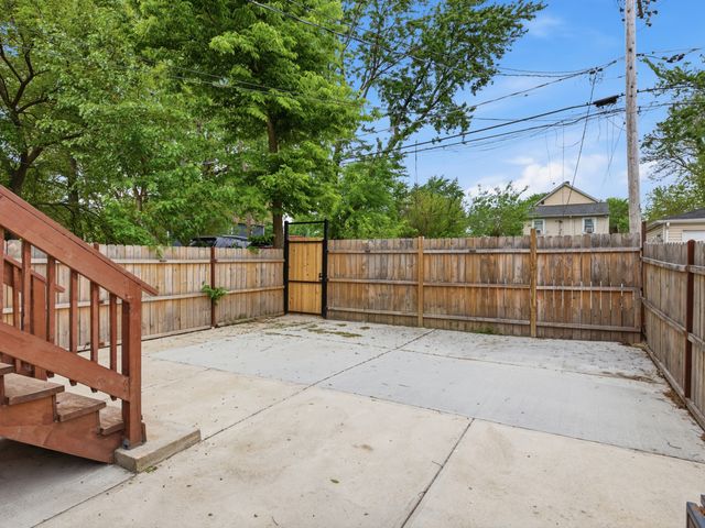 4162 S Wells Street, Chicago, IL 60609