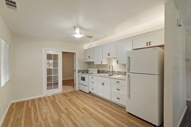 1440 N Golden Gate Ave, Stockton, CA 95205