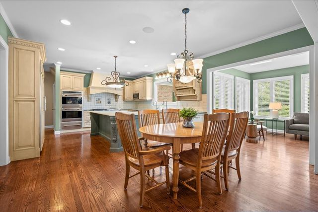 1310 LONGMEADOW Lane, Lake Forest, IL 60045