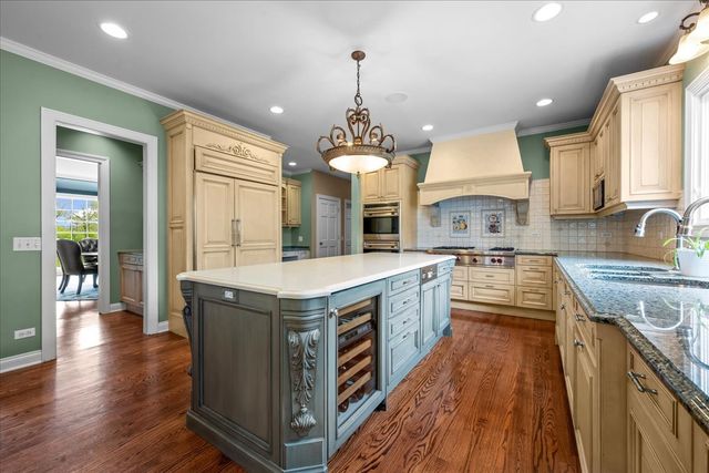 1310 LONGMEADOW Lane, Lake Forest, IL 60045