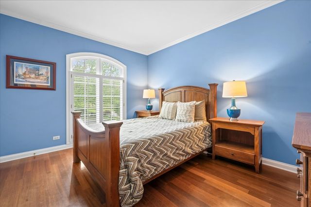 1310 LONGMEADOW Lane, Lake Forest, IL 60045