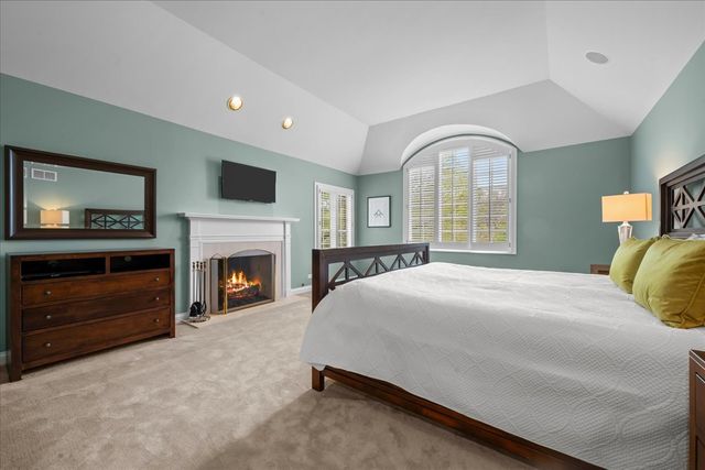 1310 LONGMEADOW Lane, Lake Forest, IL 60045