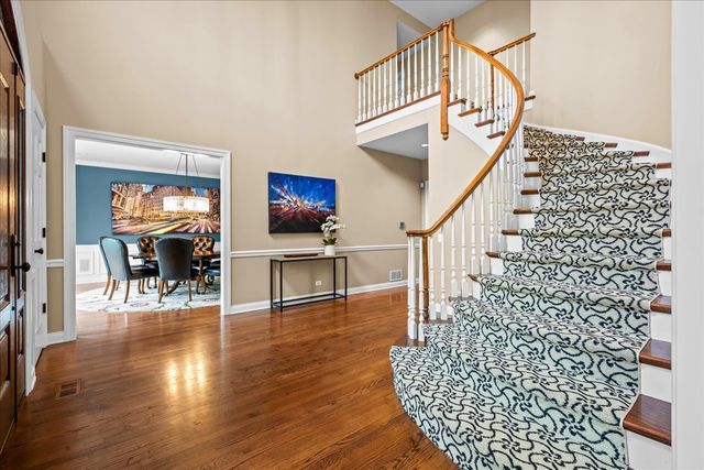 1310 LONGMEADOW Lane, Lake Forest, IL 60045