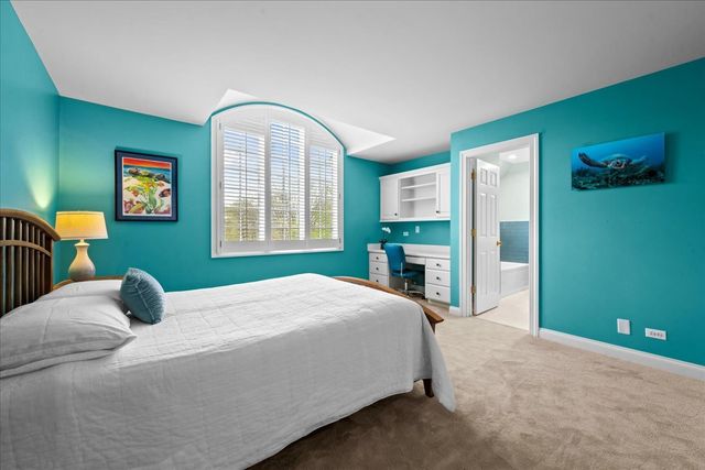 1310 LONGMEADOW Lane, Lake Forest, IL 60045