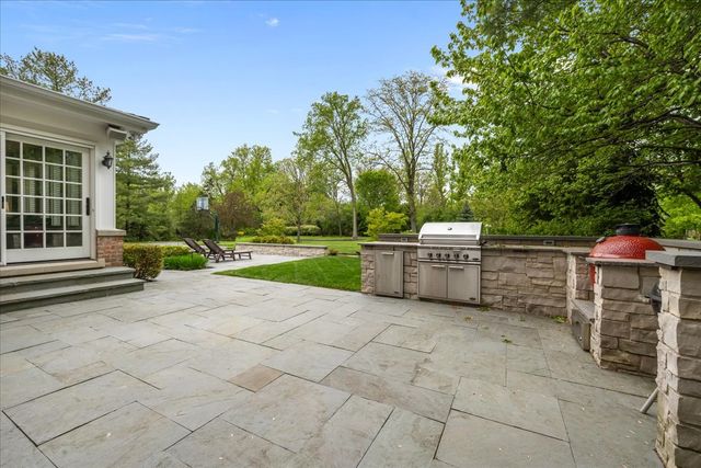 1310 LONGMEADOW Lane, Lake Forest, IL 60045