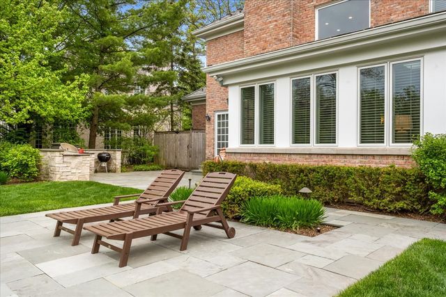 1310 LONGMEADOW Lane, Lake Forest, IL 60045