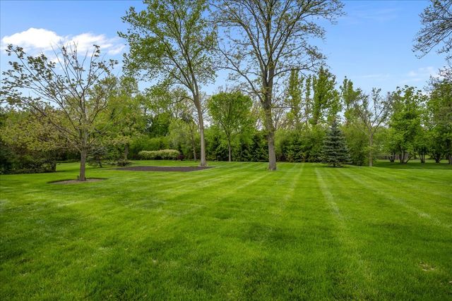 1310 LONGMEADOW Lane, Lake Forest, IL 60045