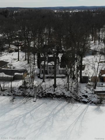 10235 Park Drive, Atlas Township, MI 48438
