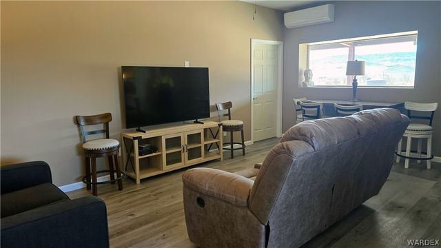 4302 W Speedway Road, Yucca, AZ 86438