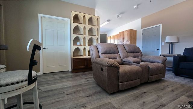 4302 W Speedway Road, Yucca, AZ 86438