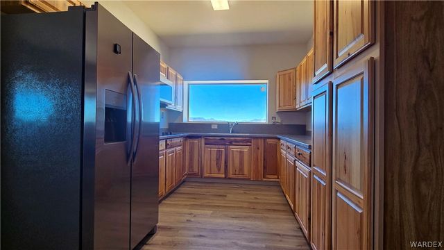 4302 W Speedway Road, Yucca, AZ 86438