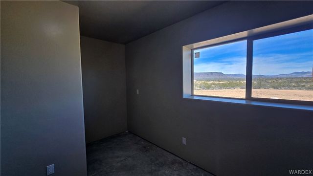 4302 W Speedway Road, Yucca, AZ 86438