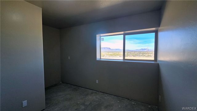 4302 W Speedway Road, Yucca, AZ 86438