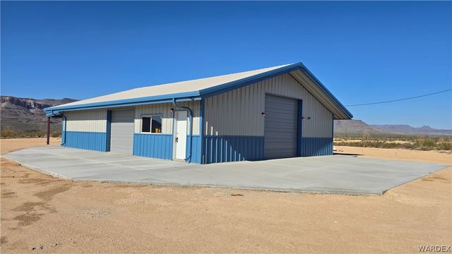 4302 W Speedway Road, Yucca, AZ 86438