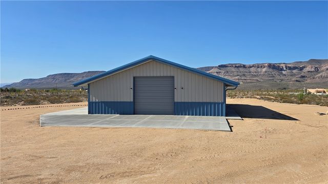 4302 W Speedway Road, Yucca, AZ 86438