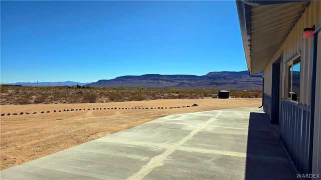 4302 W Speedway Road, Yucca, AZ 86438