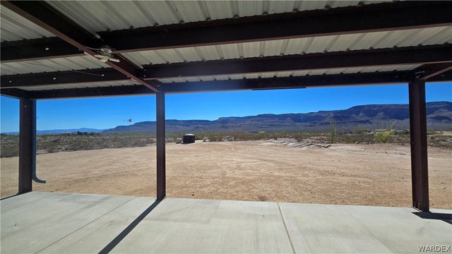 4302 W Speedway Road, Yucca, AZ 86438