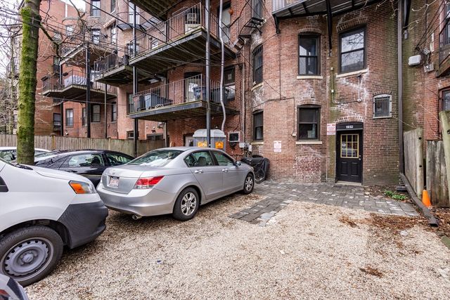 209 W Newton 2, Boston, MA 02116