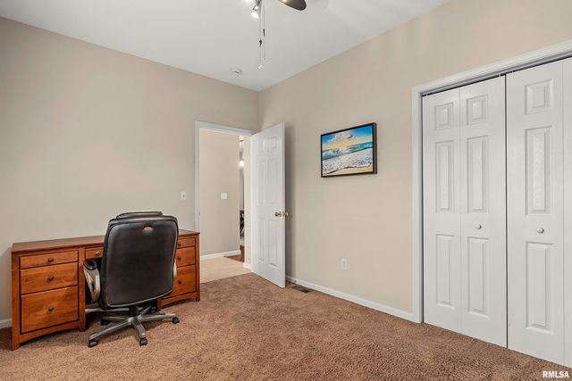 922 W TRAILCREEK Drive, Peoria, IL 61614