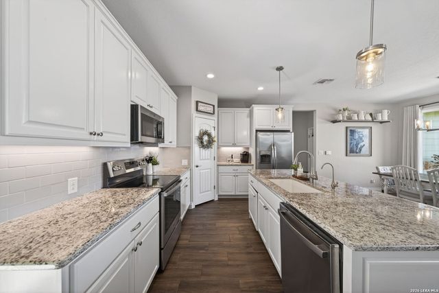 1490 Yaupon Drive, Fischer, TX 78623