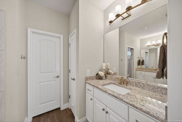 1490 Yaupon Drive, Fischer, TX 78623