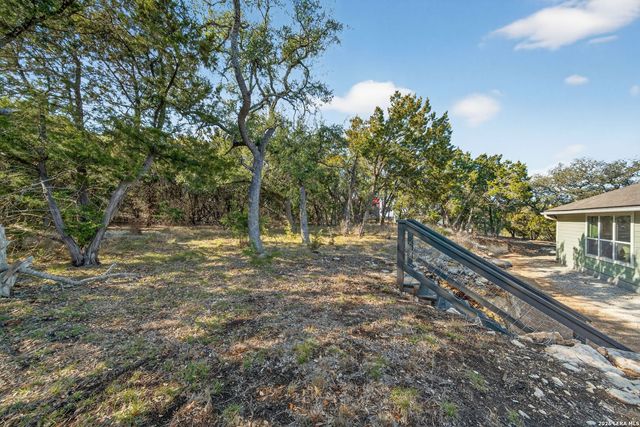 1490 Yaupon Drive, Fischer, TX 78623