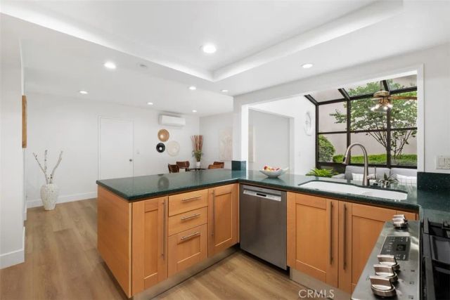 17802 Arbor, Irvine, CA 92612